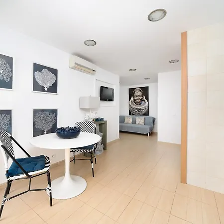 דירה Bright Marina View Steps To *