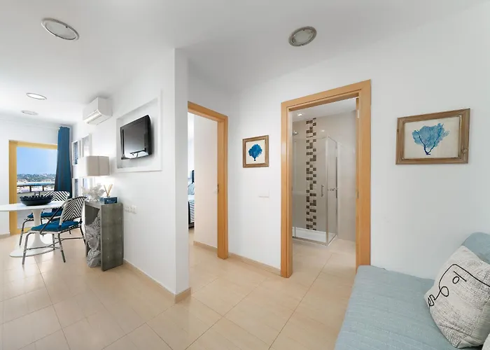 Daire Stylish With A View And Portimão