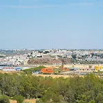 Stylish With A View And Apartment *