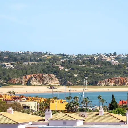 Bright Apt Marina View Steps To Beach Апартаменты Портиман
